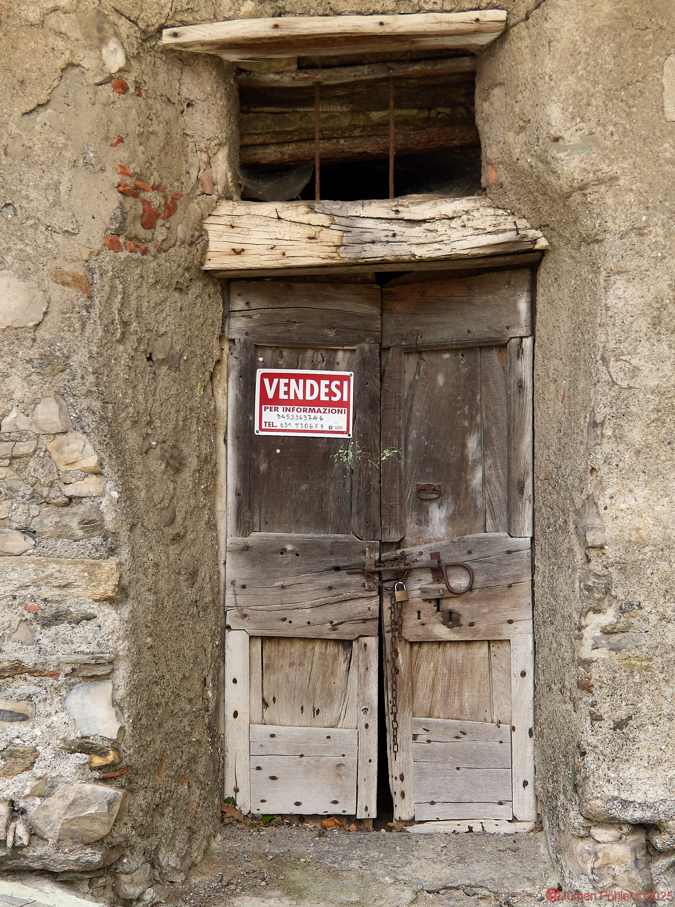 20240825 NIKON D500 100306